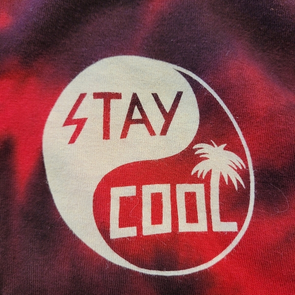 Happy Hour Tie-Dye T-shirt Women's Small Red and Black - Picture 6 of 7